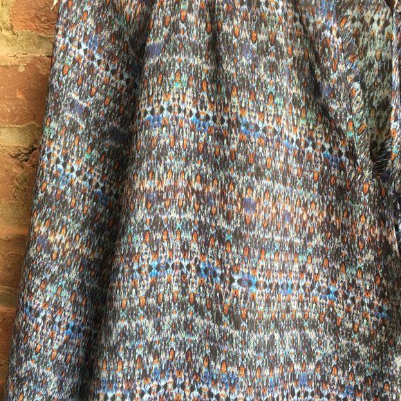 Printed Flowy Blouse with Tie NWT - Picture 2 of 5